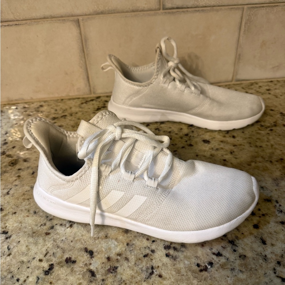 Adidas White Cloudfoam Running Sneakers Women's size 7.5